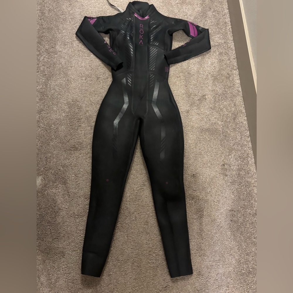 Black Roka Maverick Comp II Wetsuit ST with storage bag